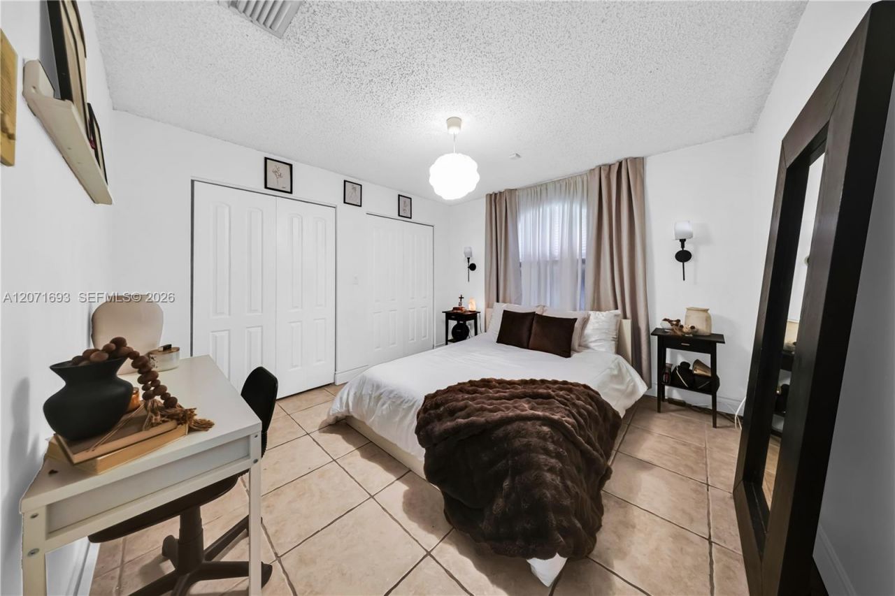13991 SW 159 Terrace , Miami, FL 33177 Photo