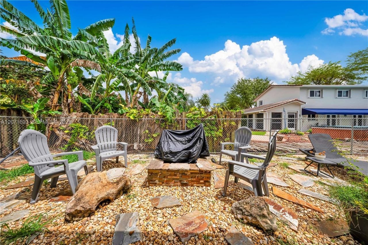 13991 SW 159 Terrace , Miami, FL 33177 Photo