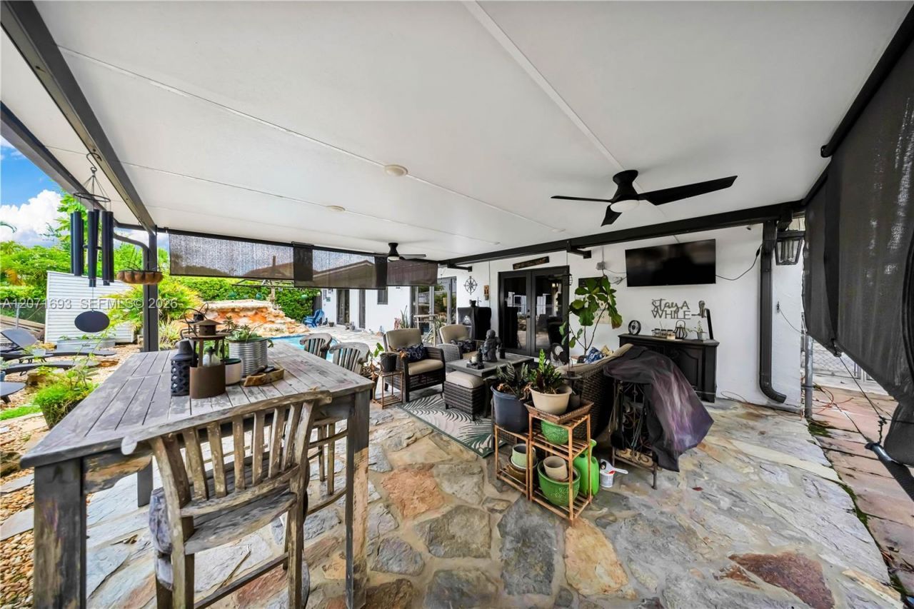 13991 SW 159 Terrace , Miami, FL 33177 Photo