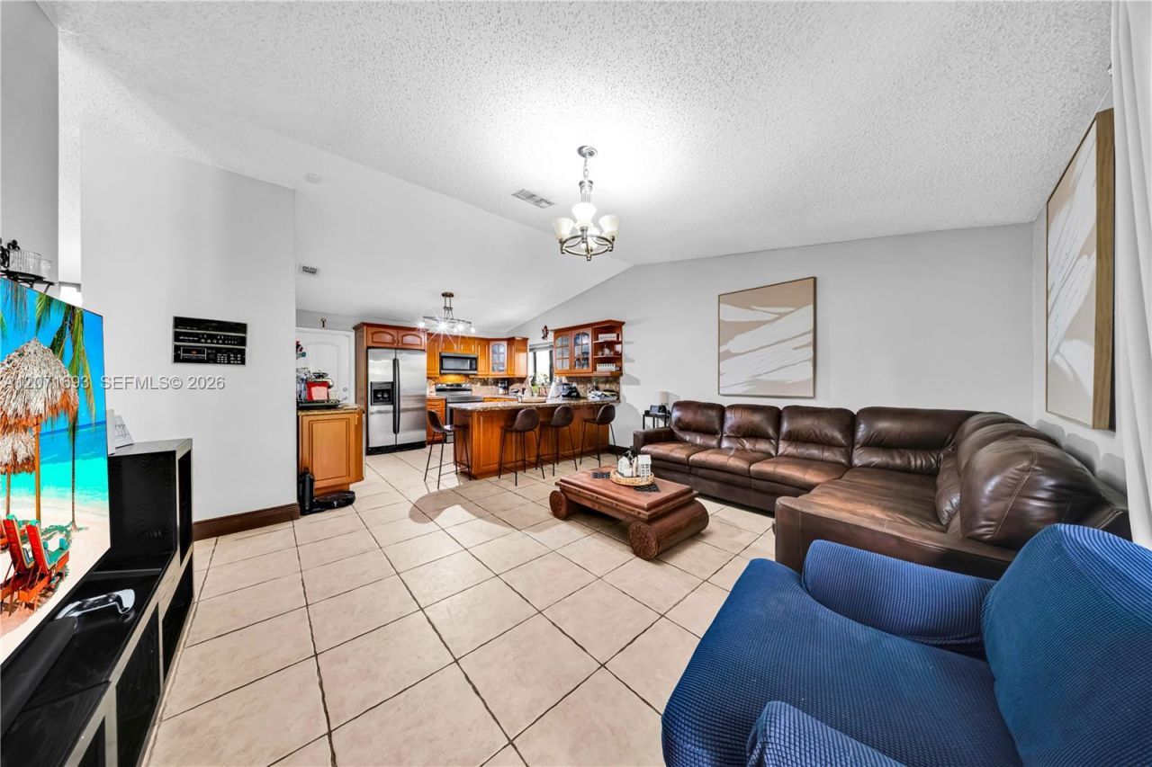 13991 SW 159 Terrace , Miami, FL 33177 Photo