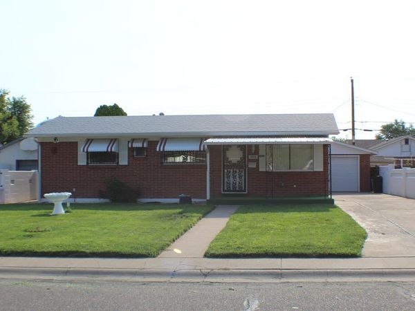 2006 Sherwood Lane, Pueblo, CO 81005