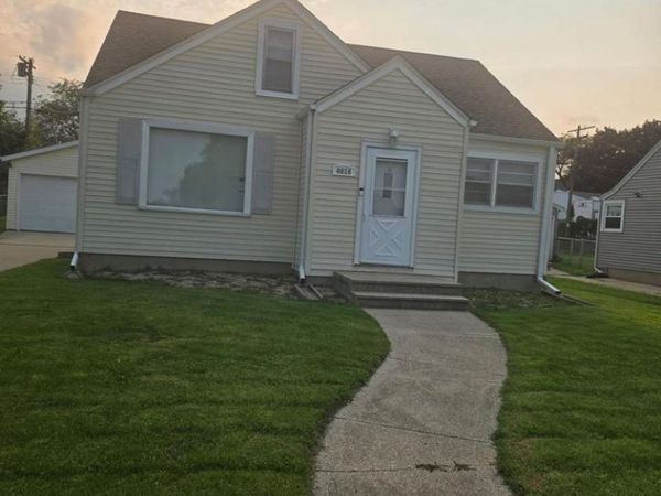 4616 32nd AVENUE, Kenosha, WI 53144