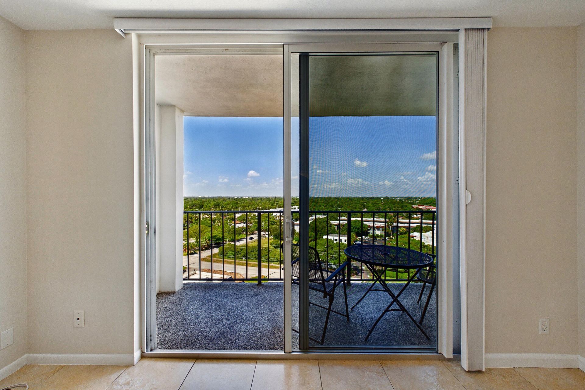 1800 N Andrews Avenue N, Unit 12G, Fort Lauderdale, FL 33311 Photo