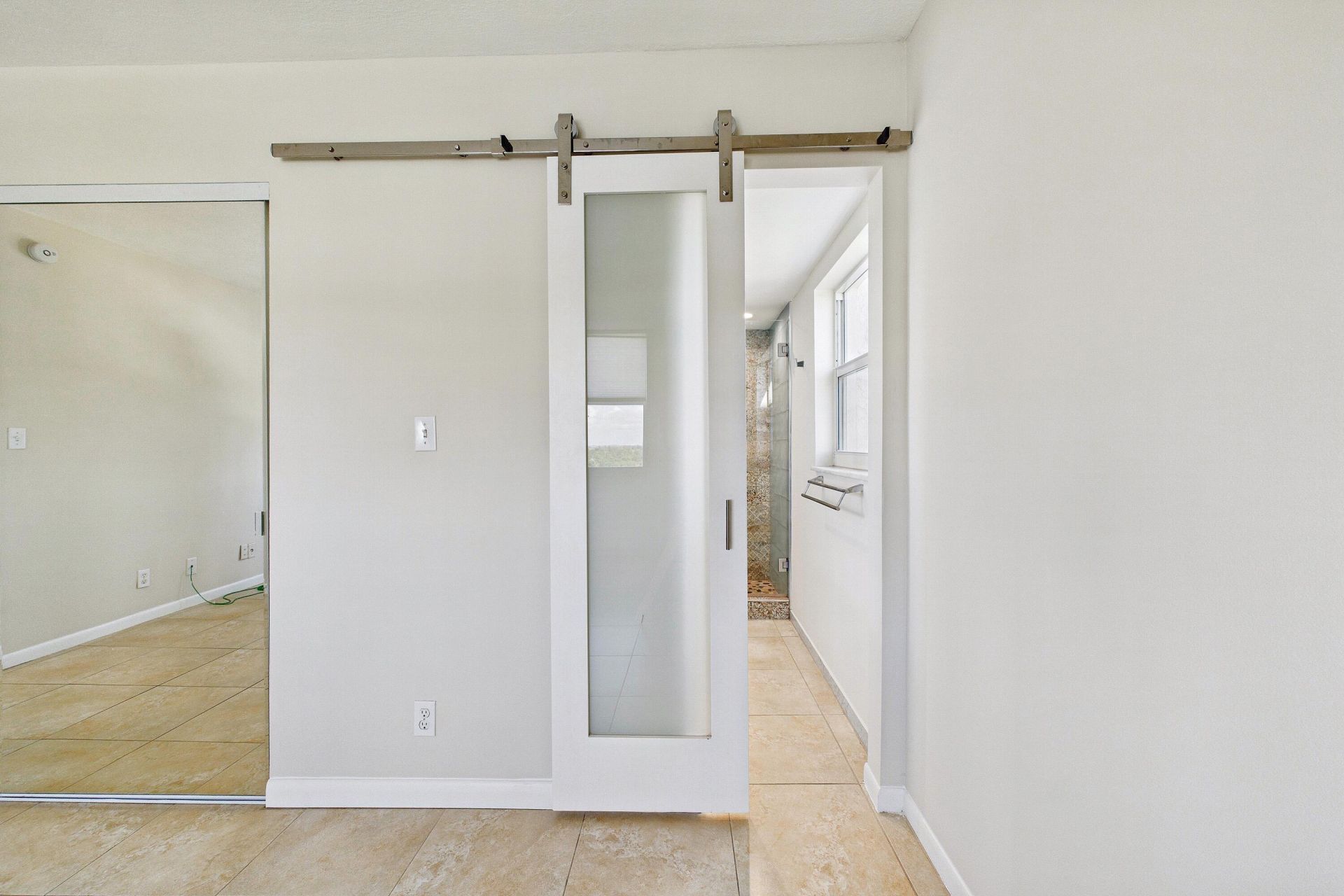1800 N Andrews Avenue N, Unit 12G, Fort Lauderdale, FL 33311 Photo