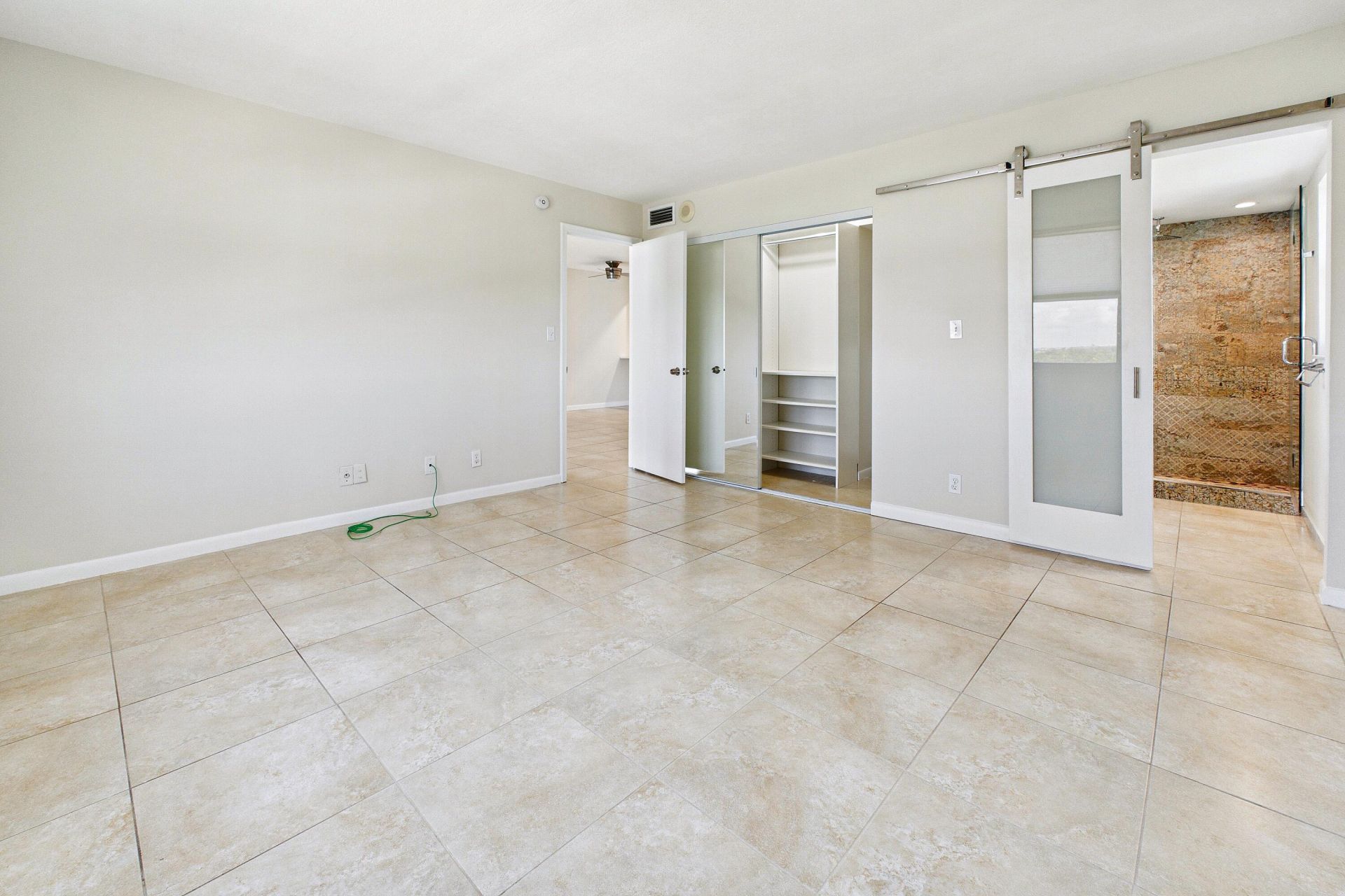 1800 N Andrews Avenue N, Unit 12G, Fort Lauderdale, FL 33311 Photo
