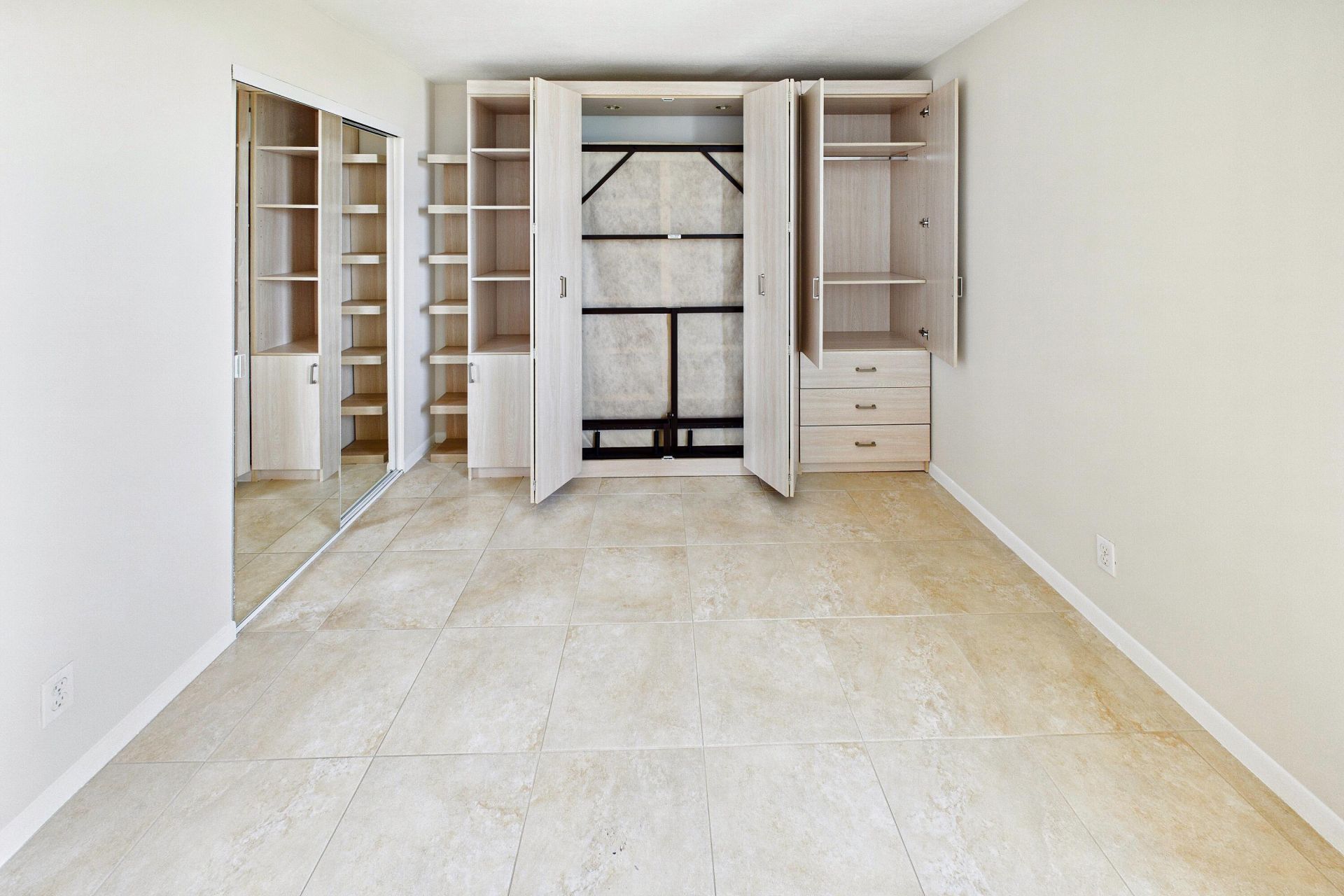 1800 N Andrews Avenue N, Unit 12G, Fort Lauderdale, FL 33311 Photo