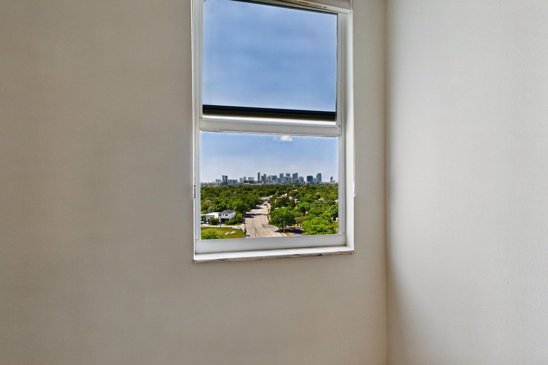 1800 N Andrews Avenue N, Unit 12G, Fort Lauderdale, FL 33311 Photo