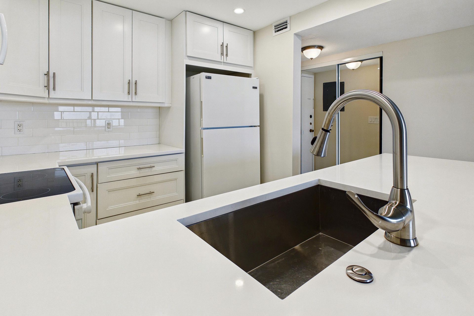 1800 N Andrews Avenue N, Unit 12G, Fort Lauderdale, FL 33311 Photo