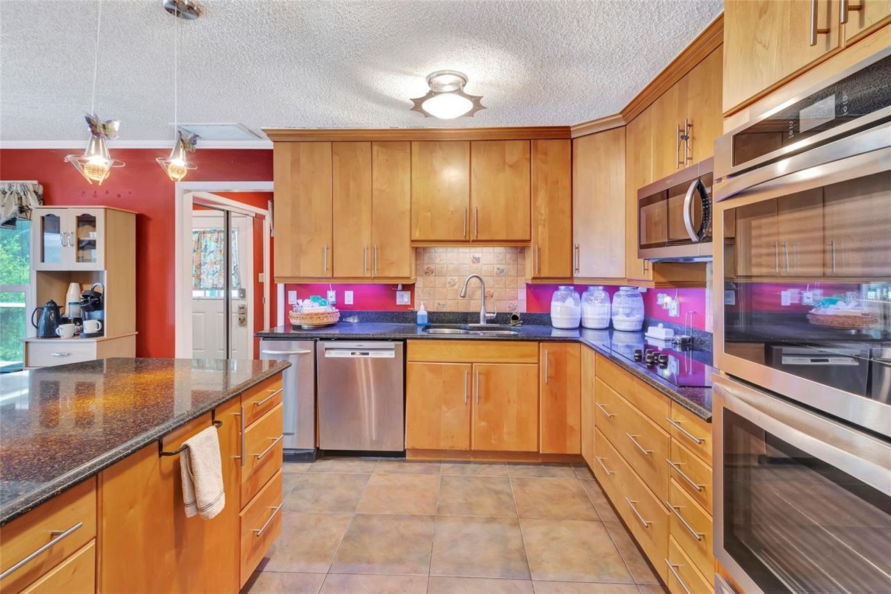 33809 Overton Drive, Leesburg, FL 34788 Photo