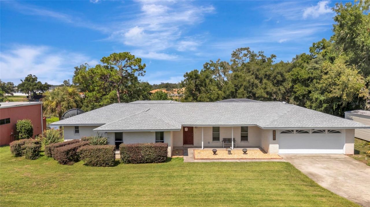 33809 Overton Drive, Leesburg, FL 34788 Photo