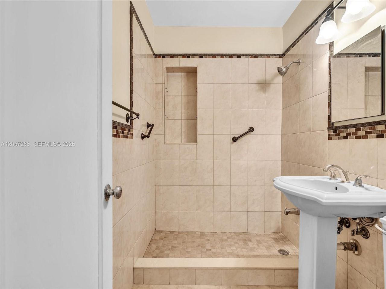 10 SW 72nd Ave , Miami, FL 33144 Photo