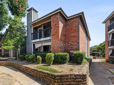 18333 Roehampton Drive, Unit 527, Dallas, TX 75252