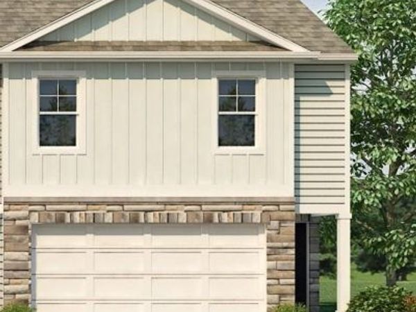 208 NE 194th Court, Smithville, MO 64089