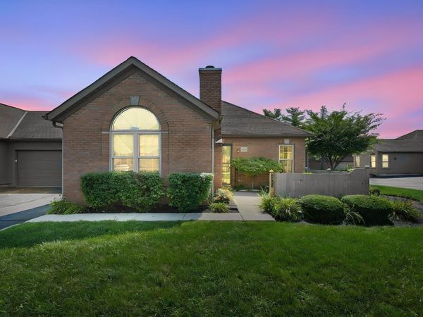 2395 Hooverside Lane , Grove City, OH 43123