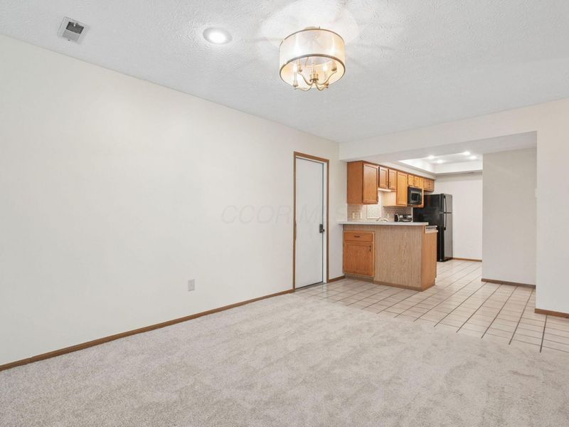 2395 Hooverside Lane , Grove City, OH 43123 Photo 13