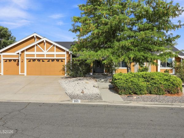 205 Bridle Path Terrace, Sparks, NV 89441