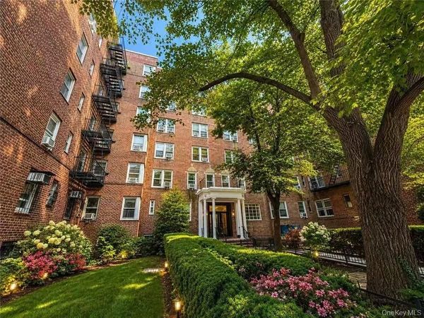 8511 34th Avenue , Unit 3H, Jackson Heights, NY 11372