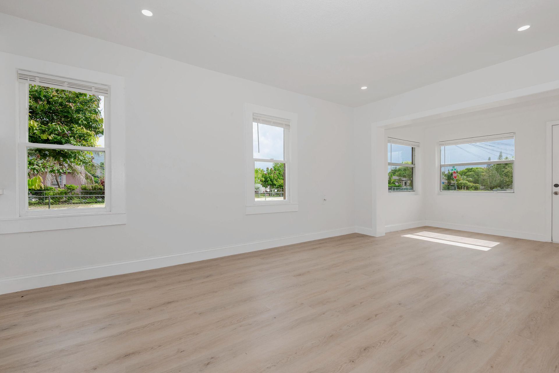 546 NW 5th Avenue, Homestead, FL 33030 Photo