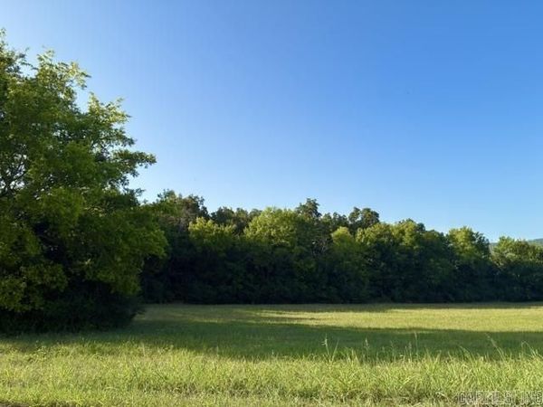131 Osage Avenue , Mountain View, AR 72560