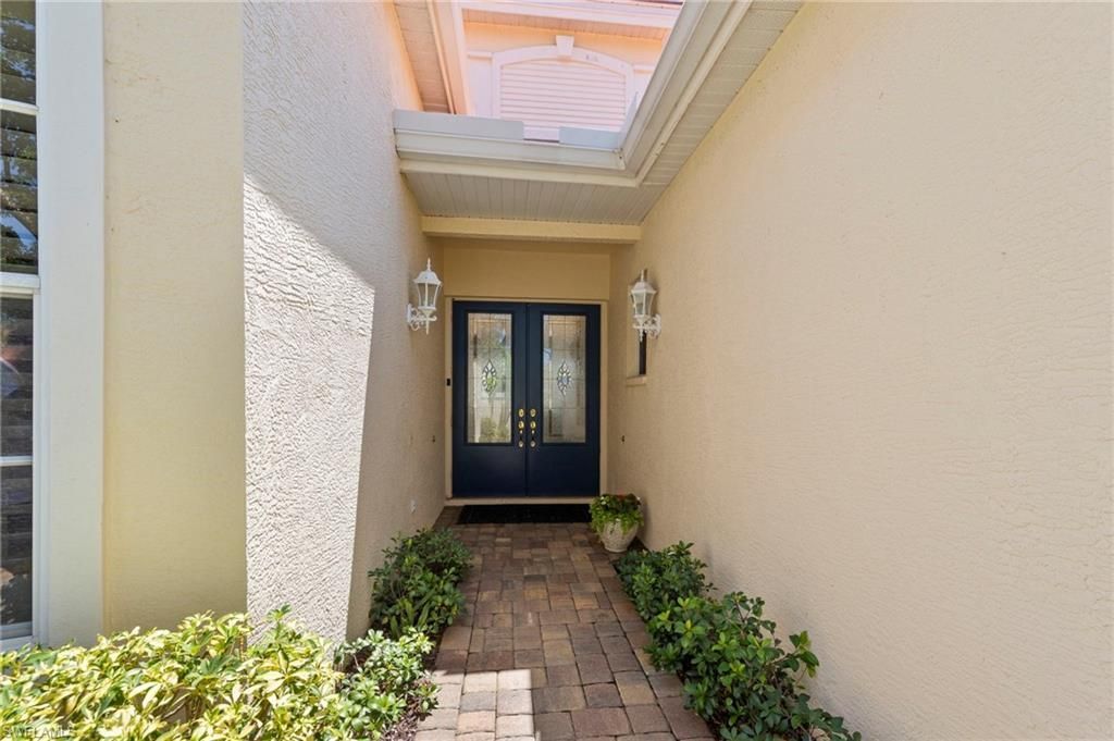 28741 Megan Dr , Bonita Springs, FL 34135 Photo