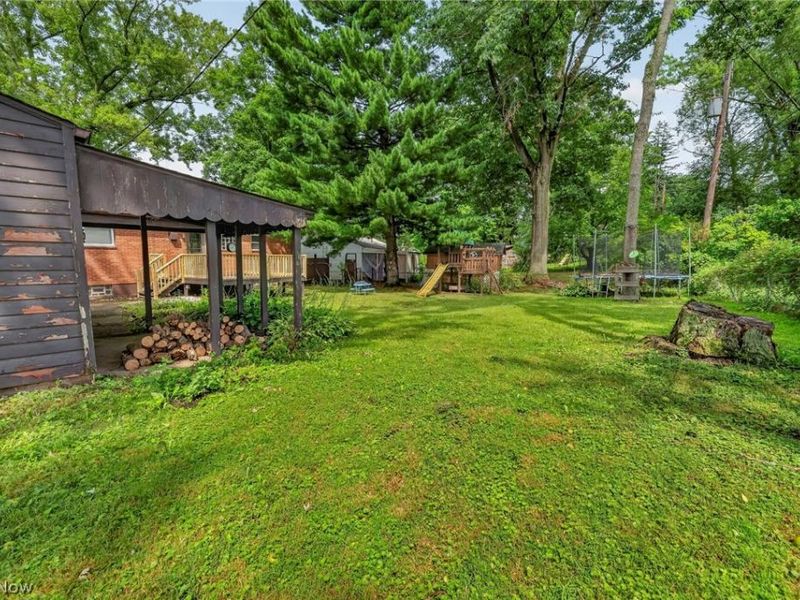 2514 Regentview Street NE, Canton, OH 44705 Photo 23