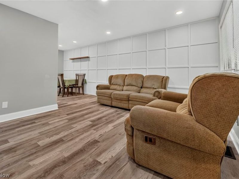 2514 Regentview Street NE, Canton, OH 44705 Photo 7