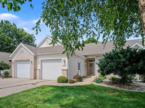 3315 Town Crossing SW, Grandville, MI 49418