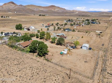 54 Locust Drive, Yerington, NV 89447 Photo