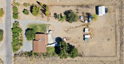 54 Locust Drive, Yerington, NV 89447 Photo