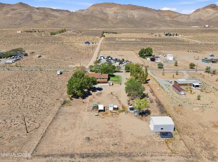 54 Locust Drive, Yerington, NV 89447 Photo