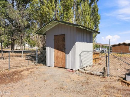 54 Locust Drive, Yerington, NV 89447 Photo