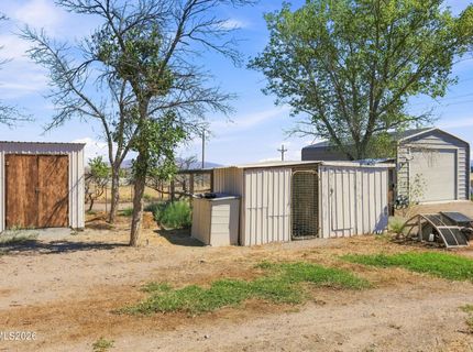 54 Locust Drive, Yerington, NV 89447 Photo