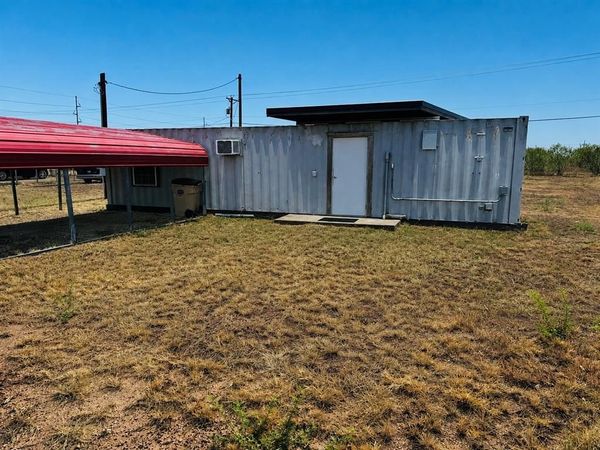 225 AVE J , Anson, TX 79501
