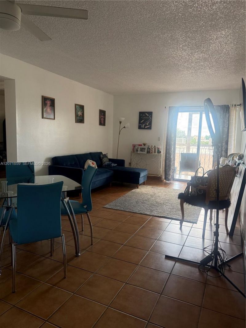 3640 NW 9th St, Unit 407, Miami, FL 33125 Photo