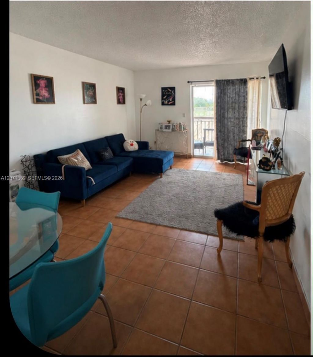 3640 NW 9th St, Unit 407, Miami, FL 33125 Photo
