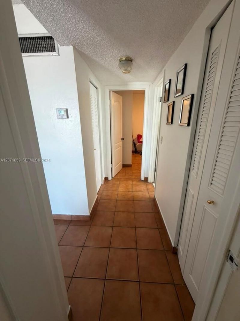 3640 NW 9th St, Unit 407, Miami, FL 33125 Photo