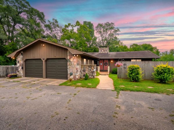 57131 Buckhorn Road, Three Rivers, MI 49093