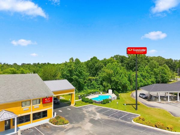 634 David St , Centerville, TN 37033