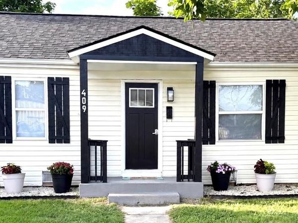 409 E Scioto Street, St James, MO 65559