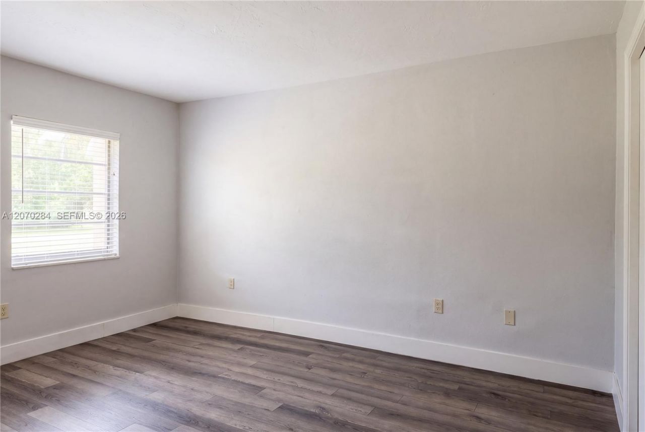 15888 SW 95th Ave , Unit 209, Miami, FL 33157 Photo