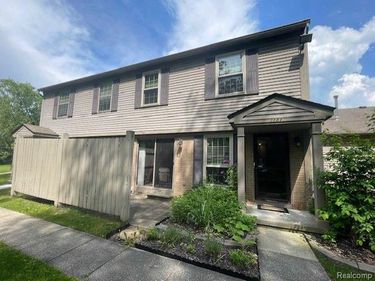 3181 HIDDEN RIDGE Drive, Waterford Township, Mi 48328