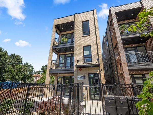 4441 S Vincennes Avenue, Unit 1, Chicago, IL 60653