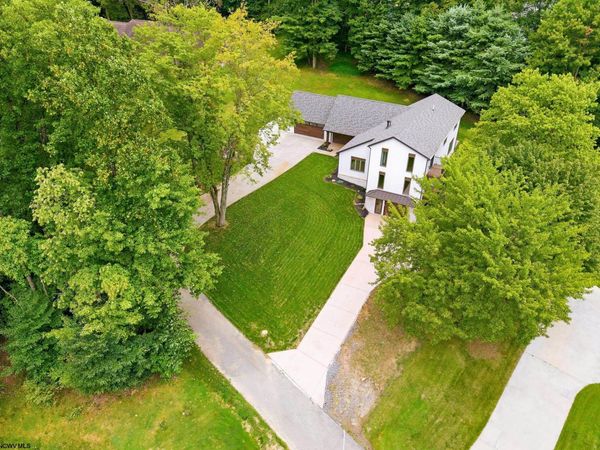 2374 Lakeside Estates, Morgantown, WV 26508