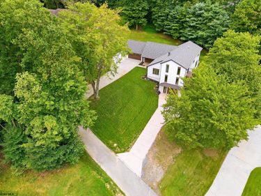 2374 Lakeside Estates, Morgantown, WV 26508