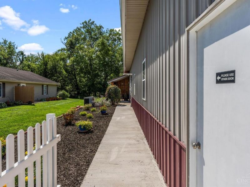 323 N Main, Lynchburg, OH 45142 Photo 14