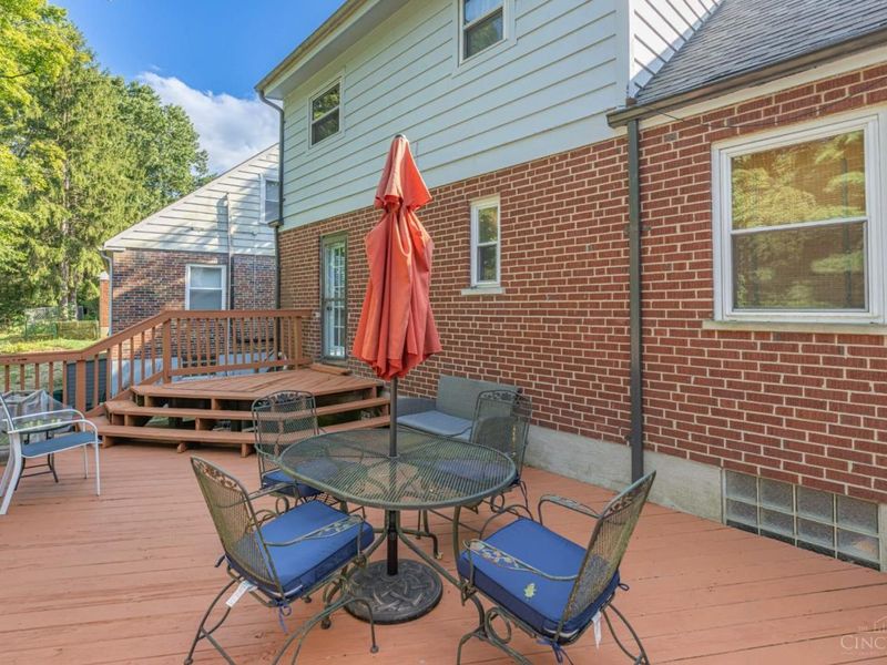2582 Bonnie Drive, Cincinnati, OH 45230 Photo 30