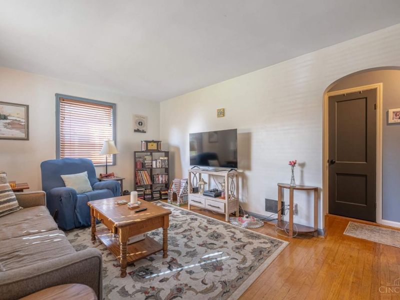2582 Bonnie Drive, Cincinnati, OH 45230 Photo 6