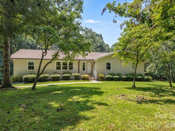 11 E Ridgeway Drive , Weaverville, NC 28787