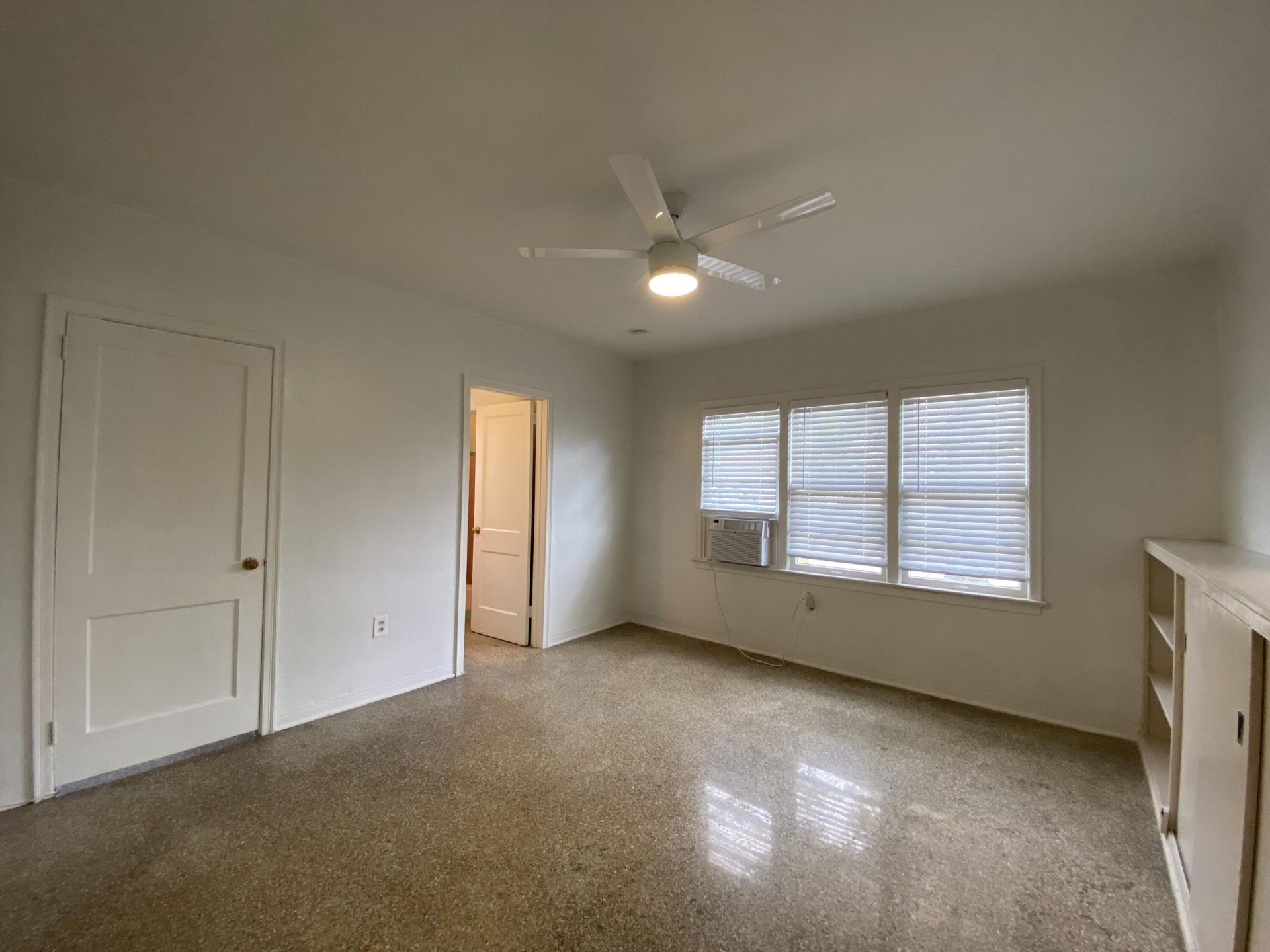 1020 NE 3rd Street, Unit 1020, Fort Lauderdale, FL 33301 Photo