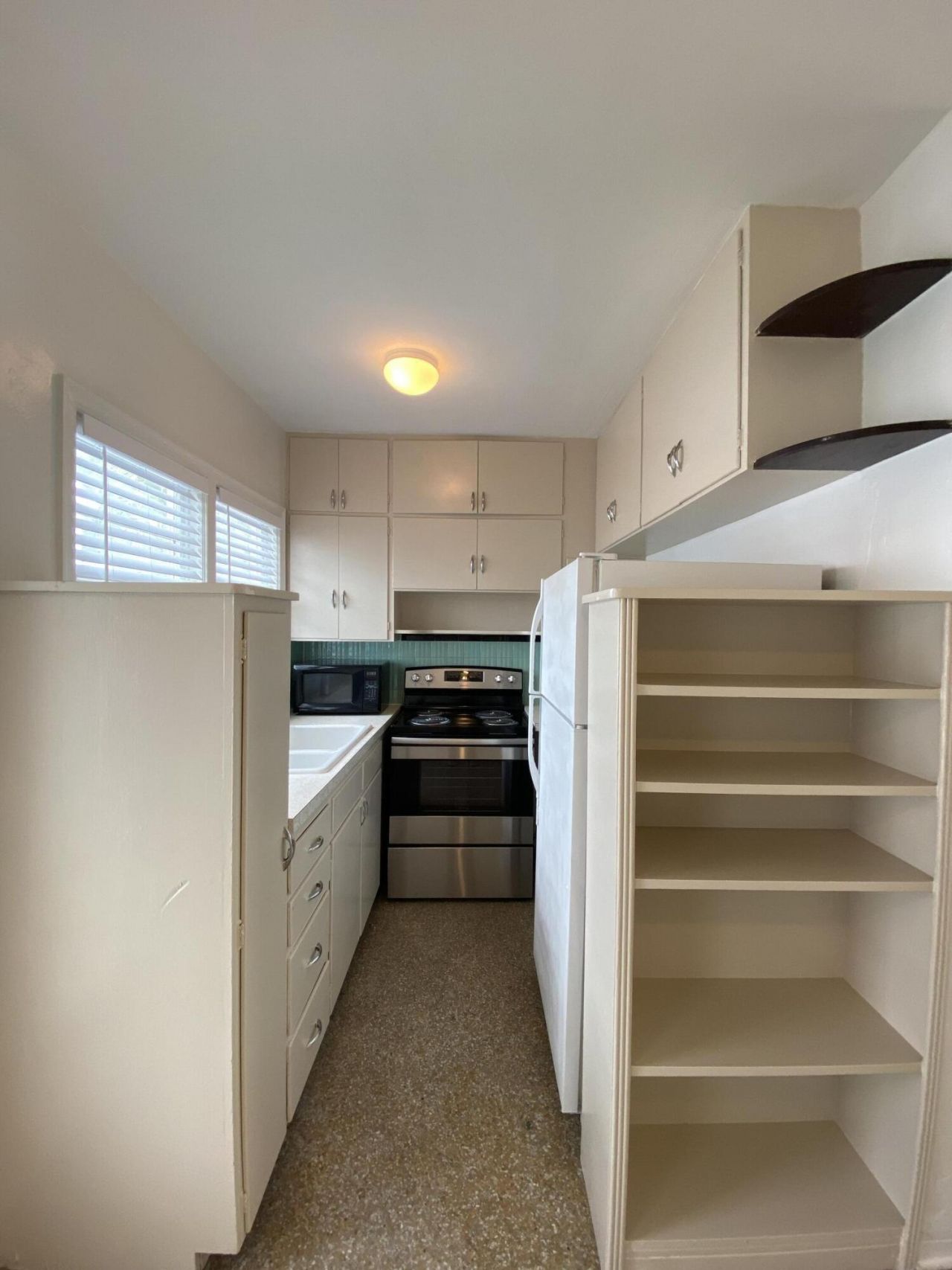 1020 NE 3rd Street, Unit 1020, Fort Lauderdale, FL 33301 Photo